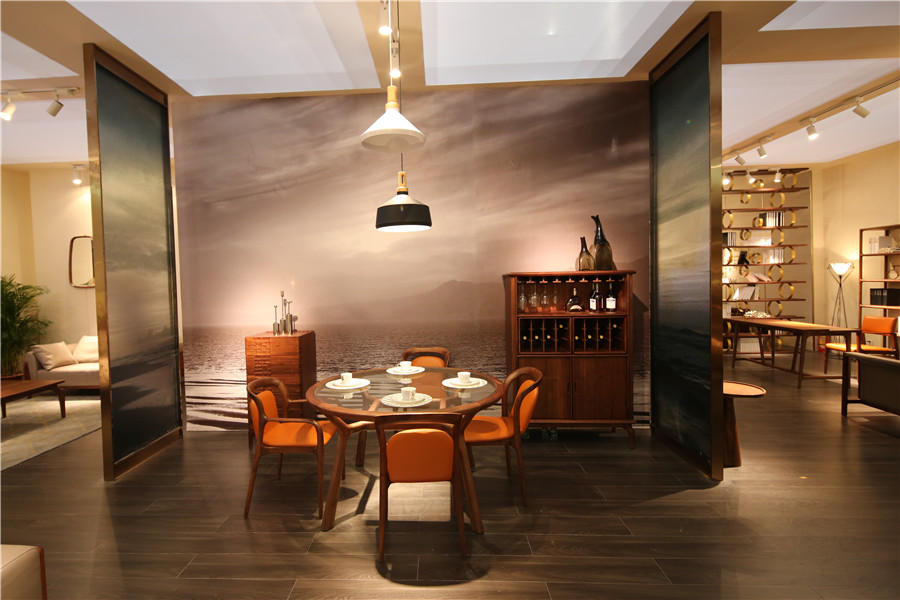 新中式风格餐厅家具